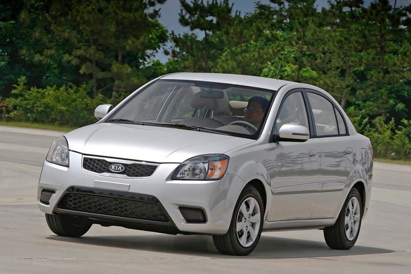 kia-rio-2010