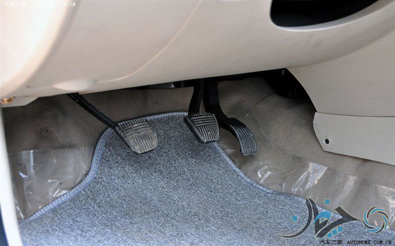 7 دلیل برای آنکه لندمارک V7 نخریم!