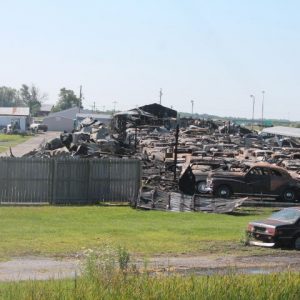 سوختن 150 خودرو کلاسیک و خاص در آتش!