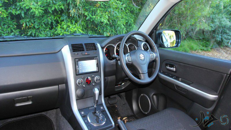 8 دلیل برای آنکه سوزوکی ویتارا نخریم!