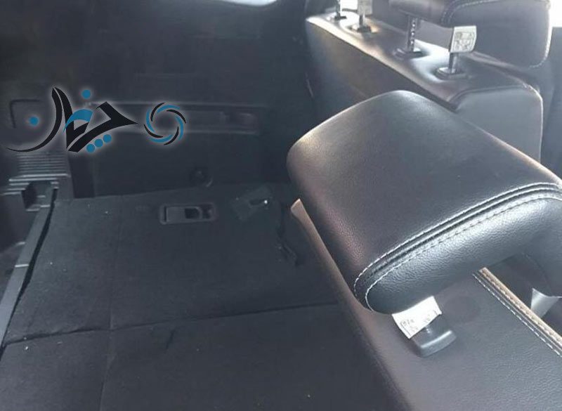 چری در حال کار بر روی خودرو شاسی‌بلند با 7 صندلی + عکس