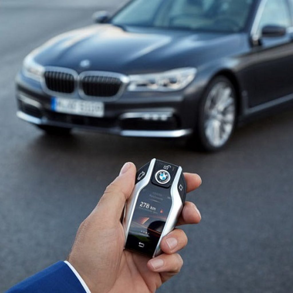 BMW سوییچ اتومبیل را حذف می‌کند!