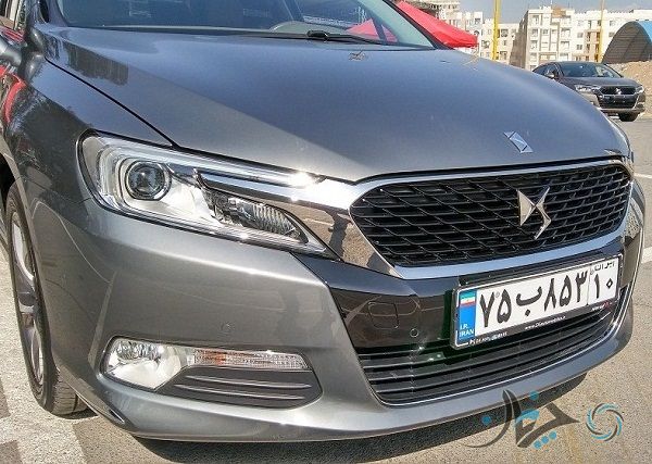 تجربه کوتاه رانندگی با DS5 LS؛ شیکِ فرانسوی! تجربه کوتاه رانندگی با DS5 LS؛ شیکِ فرانسوی!