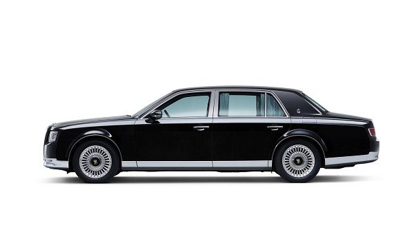 نمایش نسل جدید تویوتا Century در توکیو