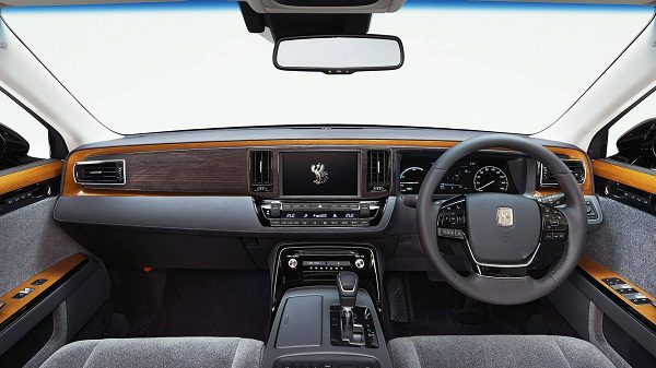 نمایش نسل جدید تویوتا Century در توکیو