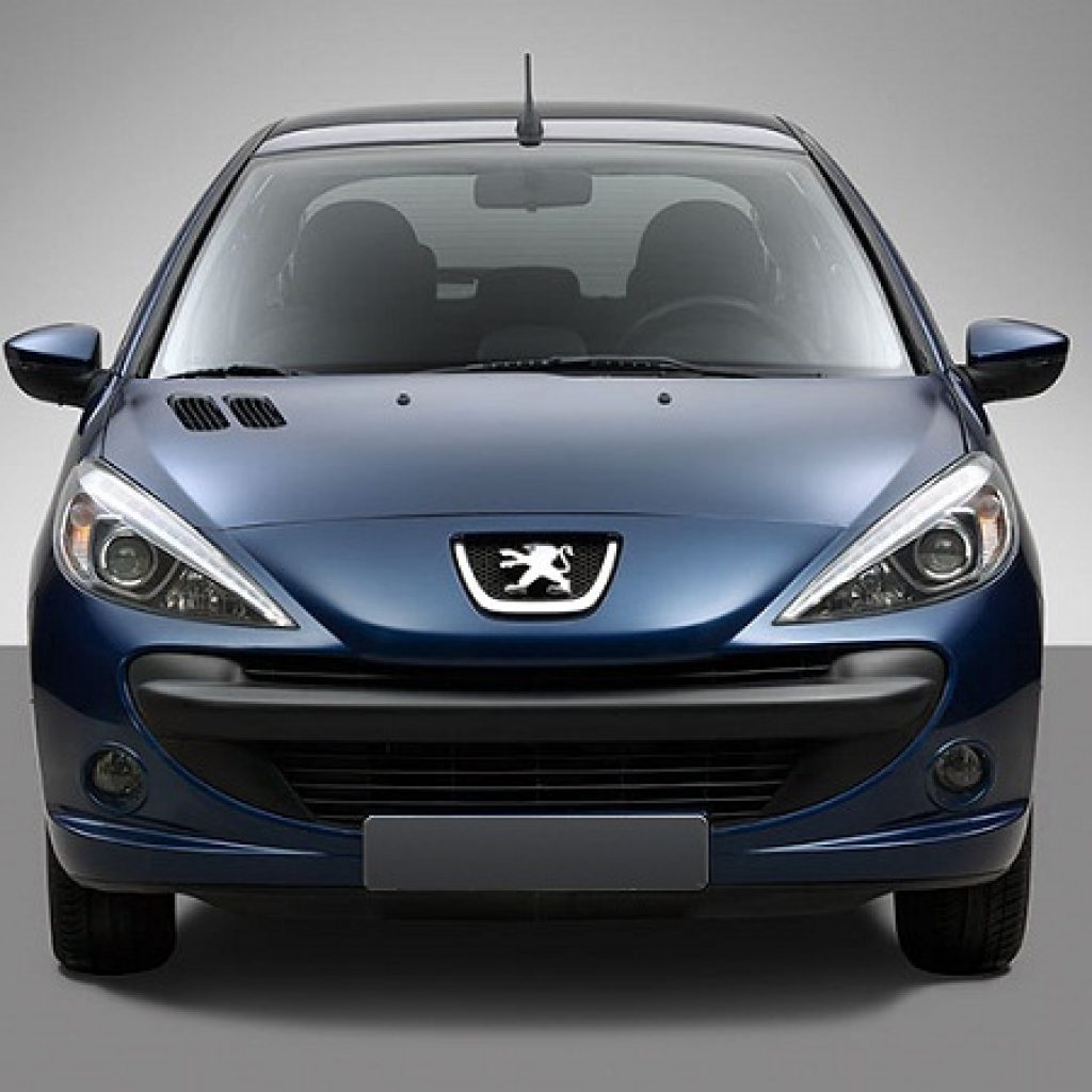 6 دلیل برای آنکه پژو 207i نخریم!