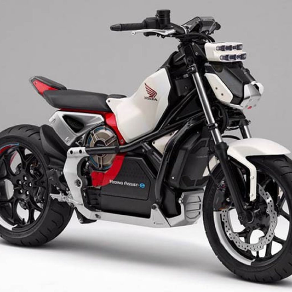 با موتورسیکلت برقی هوندا، دیگر از حالت تعادل خارج نخواهید شد!