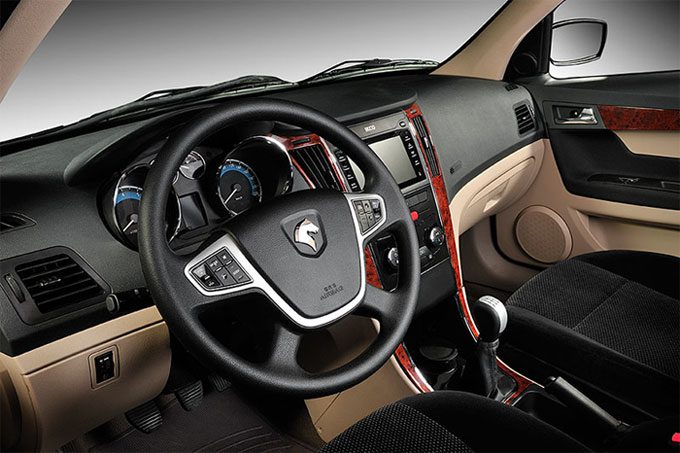 4 دلیل برای آنکه دنا پلاس نخریم!