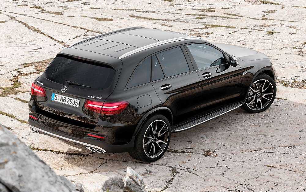 ایمنی مرسدس بنز کلاس GLC توسط IIHS مورد بررسی قرار گرفت