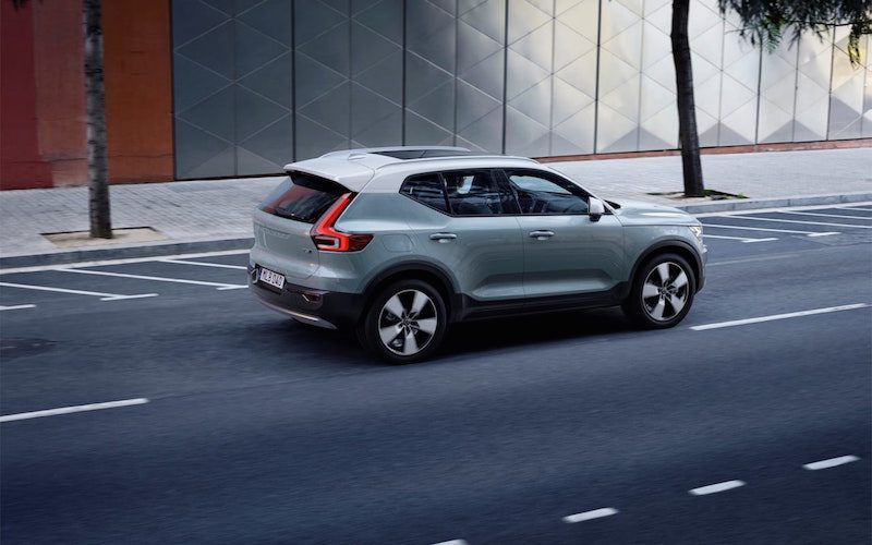 تست تصادف ولوو XC40 را ببینید!