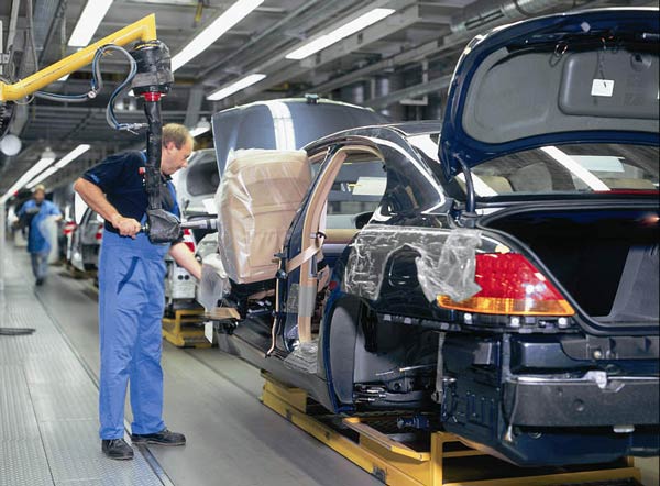 مقایسه خودروسازی ایران و آلمان: از خیانت تا عدالت!