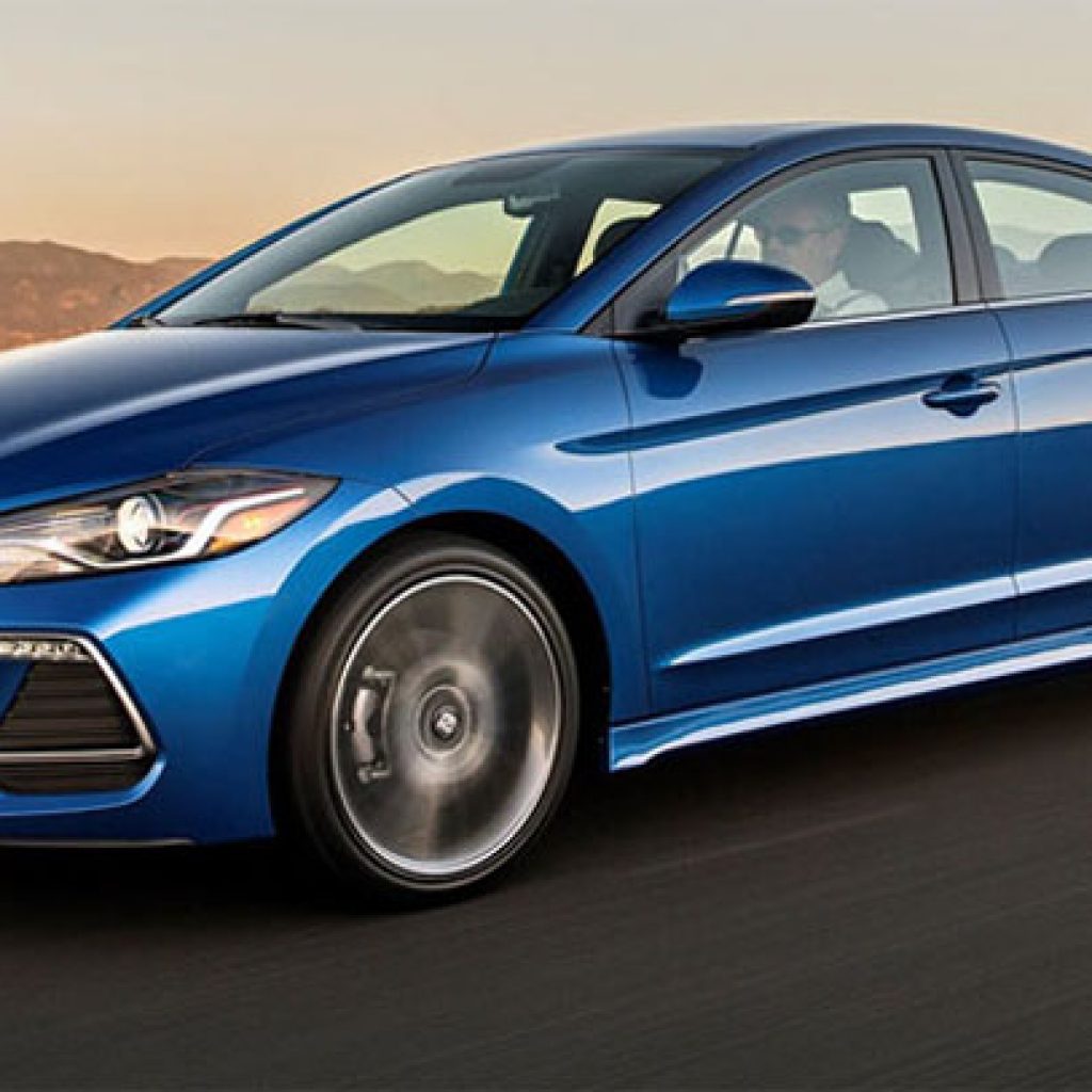 2 دلیل برای آنکه هیوندای النترا نخریم!