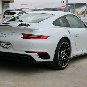 بررسی سال ها افتخار یک اسطوره؛ پورشه 911!