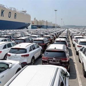 بازار خودرو در داخل کشور همچنان در سرگردانی به سر می‌برد!