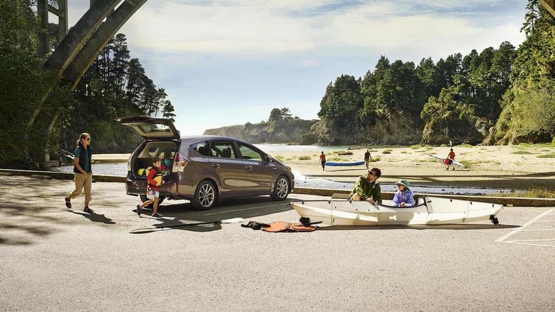 آینده نامعلوم تویوتا پریوسV!