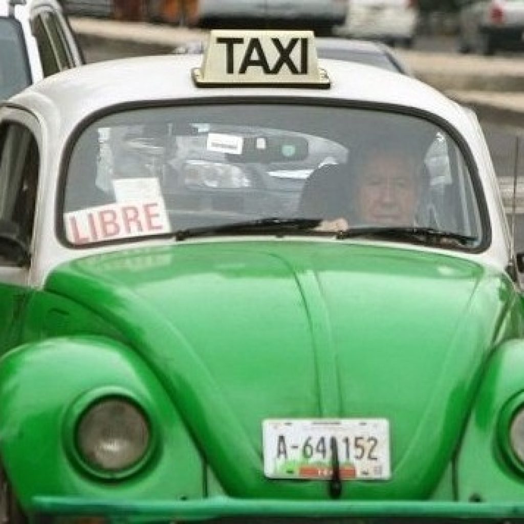 10 تاکسی‌ جالب جهان را ببینید؛ از بیتل تا BMW!