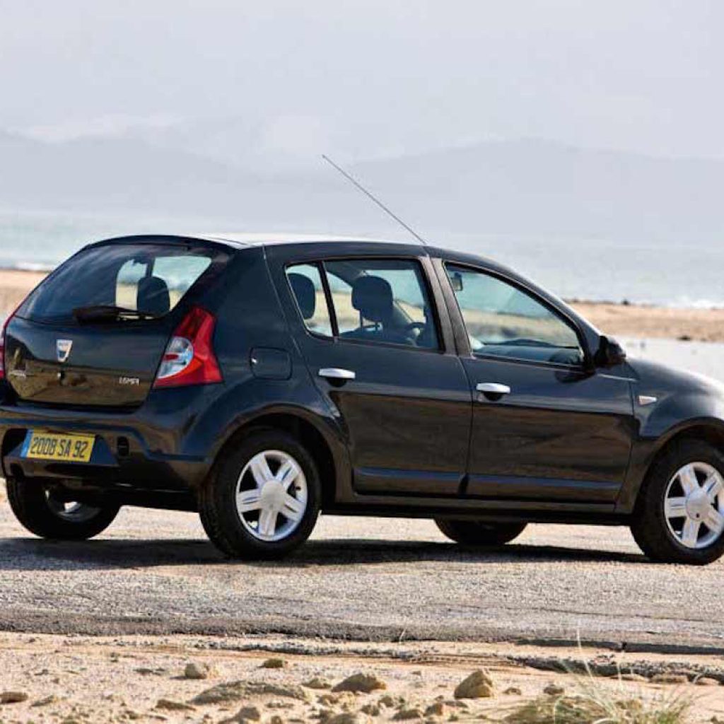 مرحله دوم پیش فروش رنو ساندرو اتوماتیک و دنده‌ای جدید!