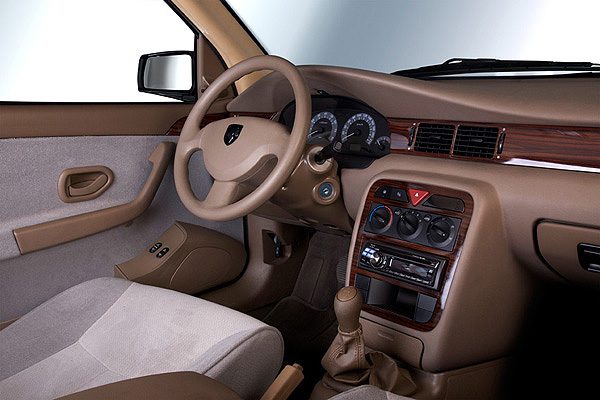 اختلاف صنعت خودروسازی ایران با دیگر کشورها چند سال است؟