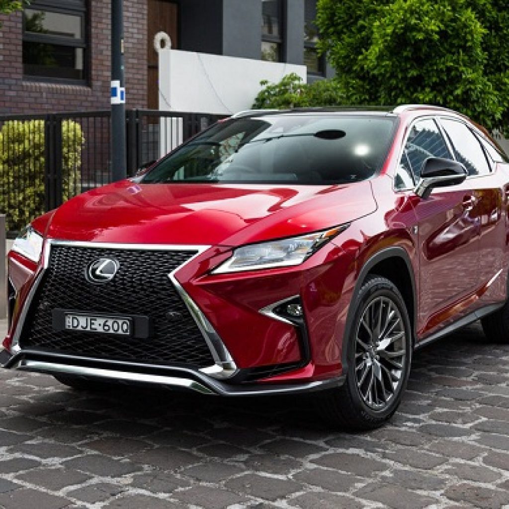 بررسی لکسوس RX200t؛ سفینه فضایی!