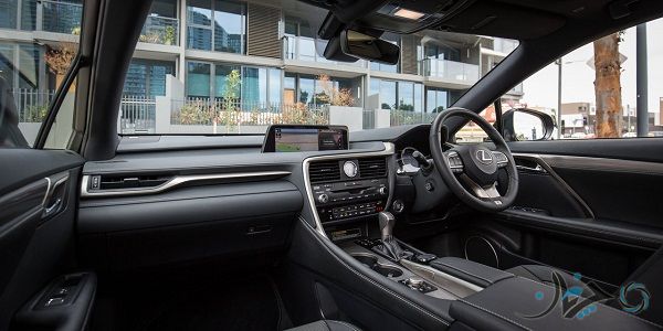 بررسی لکسوس RX200t؛ سفینه فضایی!