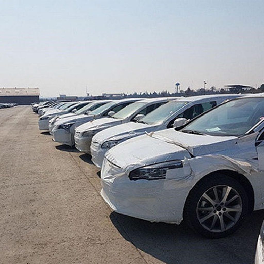 رضایت مندی مشتریان از عملکرد فروش خودروها به چه صورت است؟