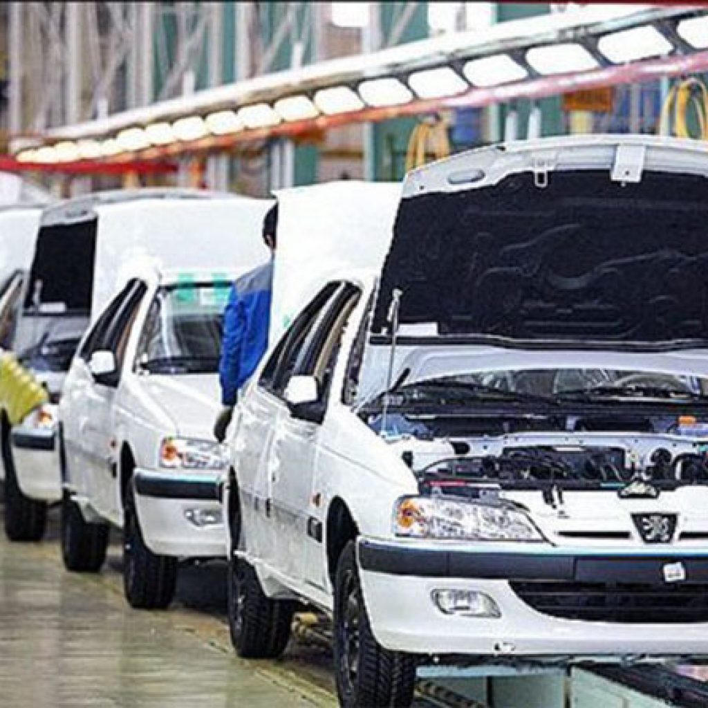 قیمت خودروها افزایش می‌یابد یا ثابت می‌ماند؟!