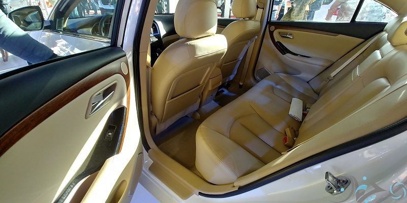 بررسی کوتاه هایما M8: یک سدان لوکس چینی!