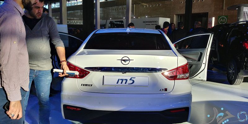 گزارش اختصاصی چرخان از غرفه هایما و خودروی M5