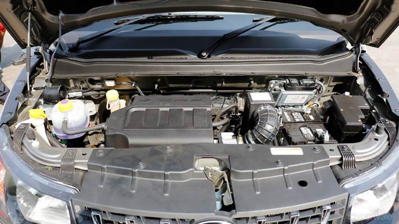 بررسی ماهیندرا KUV100: خودرویی از قلب هند!