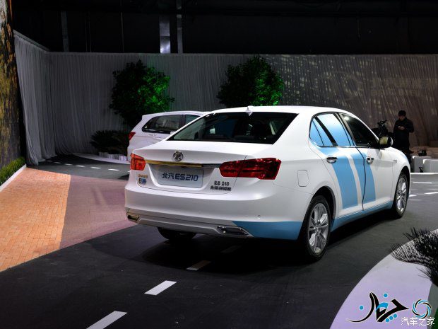 بررسی بایک ES210، خودرویی با قلبی الکتریکی!