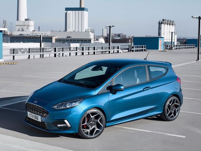 5 خودرویی که درسال 2017 هواداران زیادی برای ورودشان به آمریکا وجود داشت!