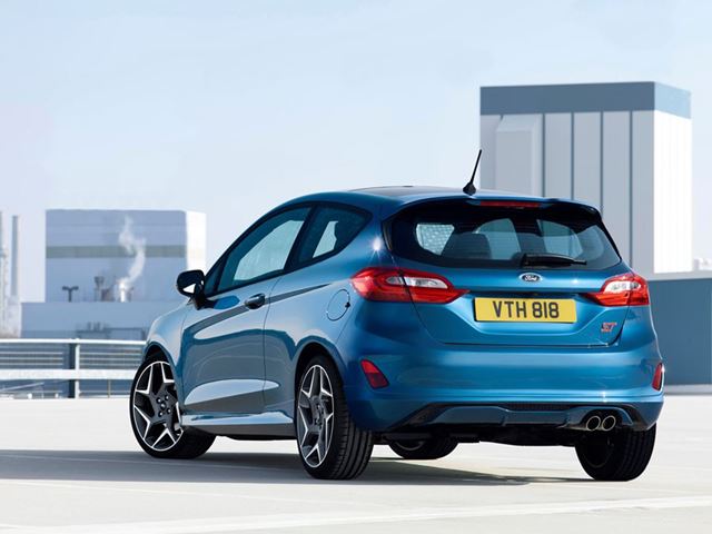 5 خودرویی که درسال 2017 هواداران زیادی برای ورودشان به آمریکا وجود داشت!