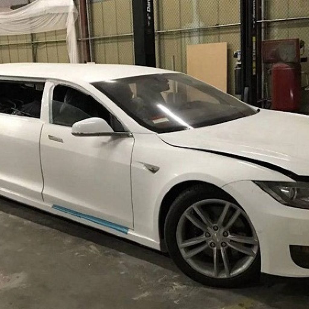 تسلا مدل S لیموزین را ببینید!