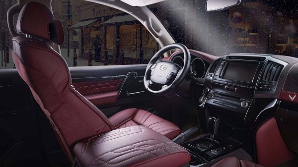 محیط داخلی لندکروزر زیباتر شد!
