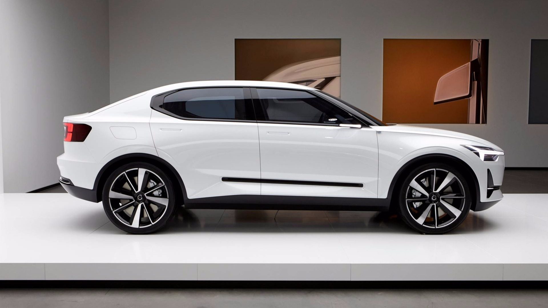 شرکت ولوو و خودروی جذاب S60 2019!