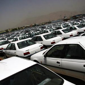 اندر حکایت ماجرای رنگ خودروها در ایران؛ سیاه و سفید و دیگر هیچ!