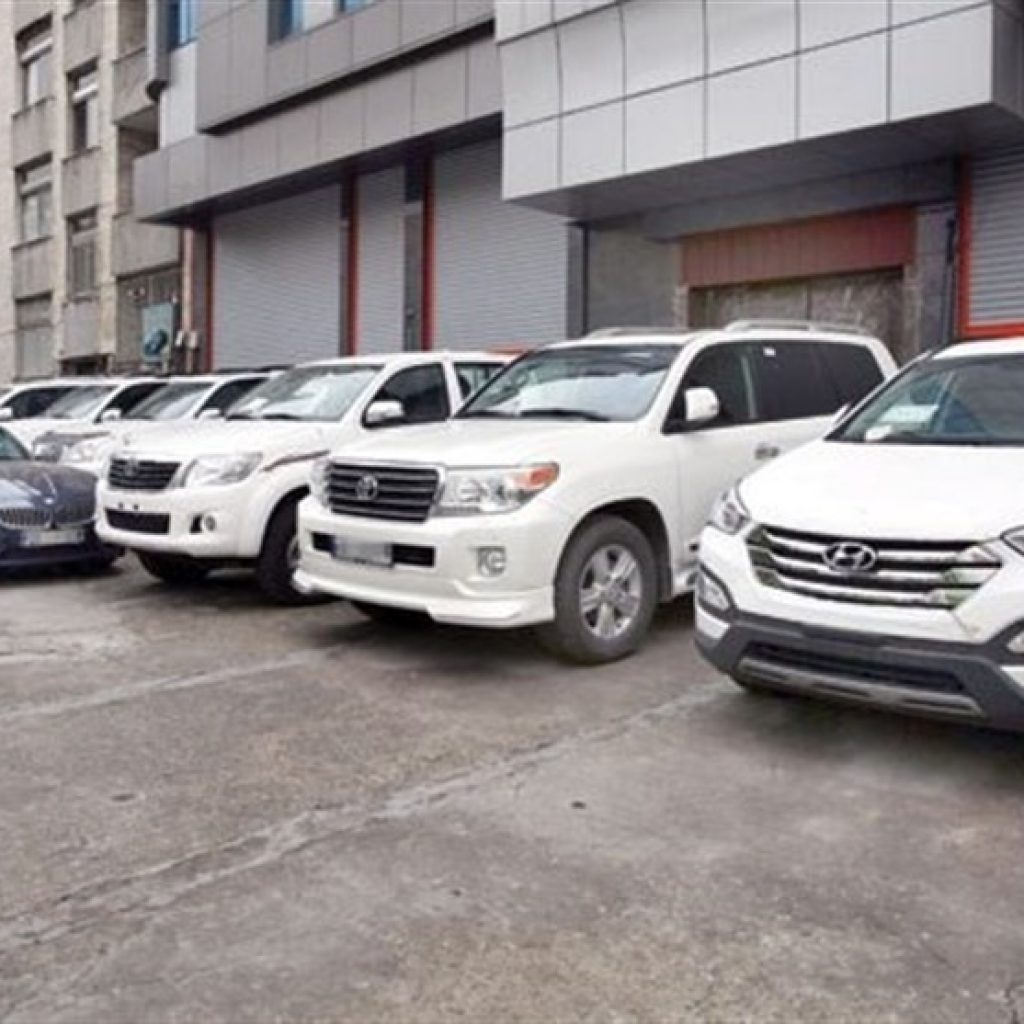 خودروهای دپو شده خودروهای خارجی مرد هزار چهره بازار خودرو