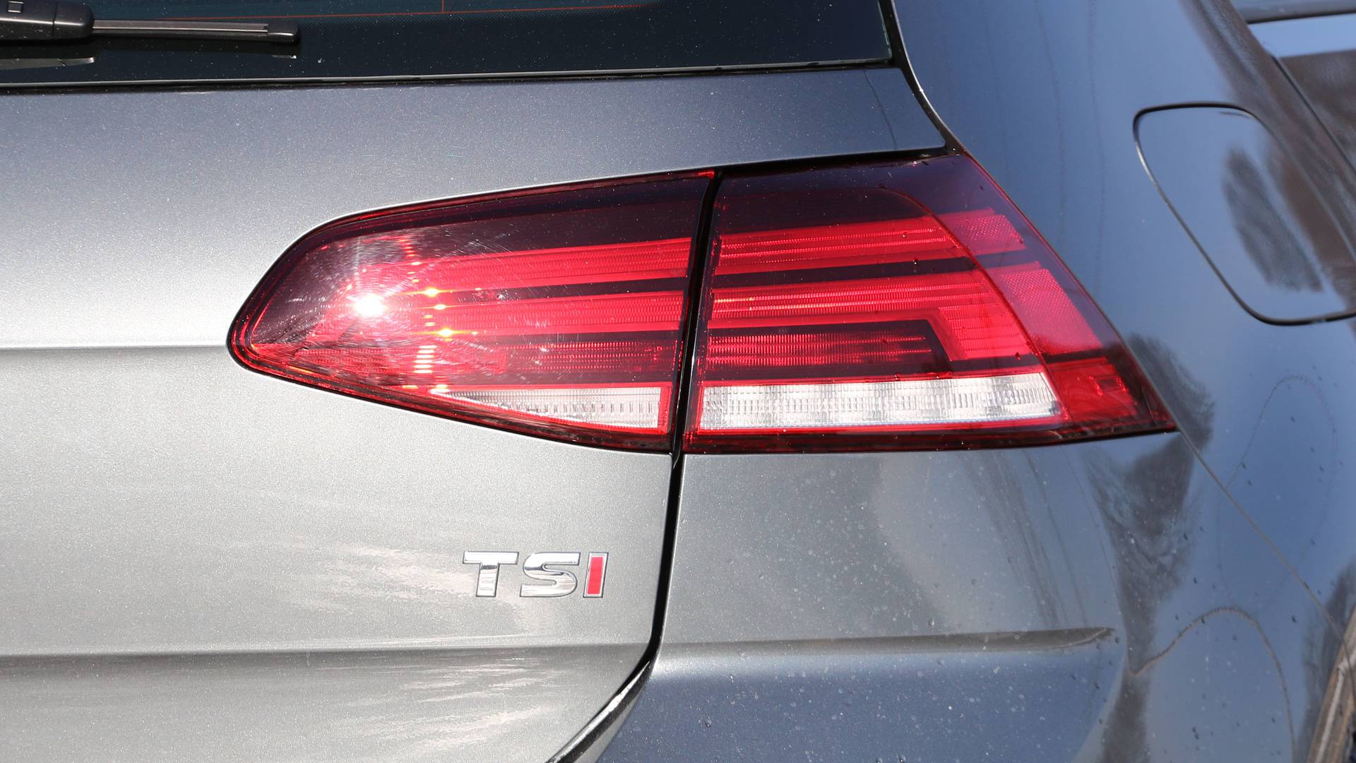 بررسی Volkswagon Golf 2018؛ هاچبک دوست داشتنی آلمانی!