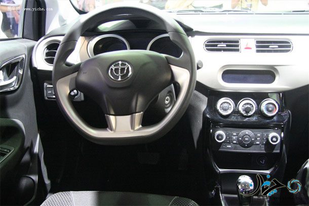 مقایسه برلیانس H230 با ساینا اتوماتیک، نبرد دو خودرو اقتصادی و هم خانواده!