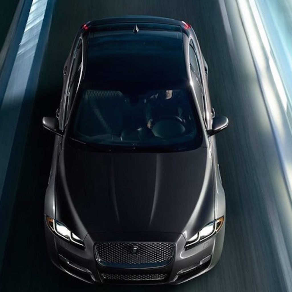 جگوار XJ، پرچم‌داری جدید برای رقابت با تسلا مدل S!