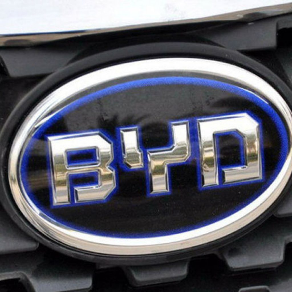 رتبه دوم و سوم پیشرفت برند کمپانی BYD و هاوال در خودروسازی جهان کمپانی BYD بیوایدی S7 بی وای دی اس7