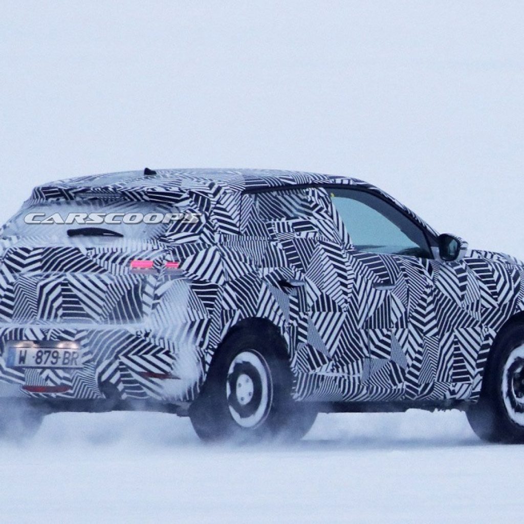 تصاویر جاسوسی خودروی کراس‌بک DS3 منتشر شد!