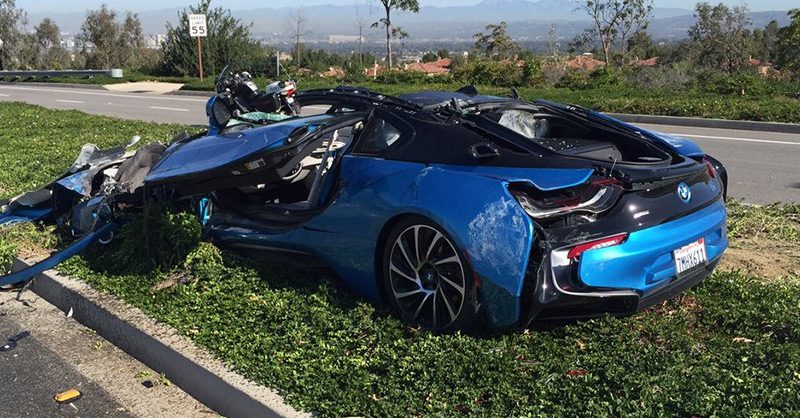 عواقب گزارش یا عدم گزارش بعد از وقوع تصادف رانندگی + اقدامات لازم!