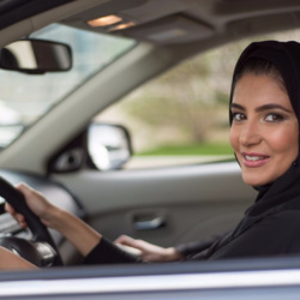 تفکیک جنسی نمایندگی‌های فروش خودرو در عربستان!