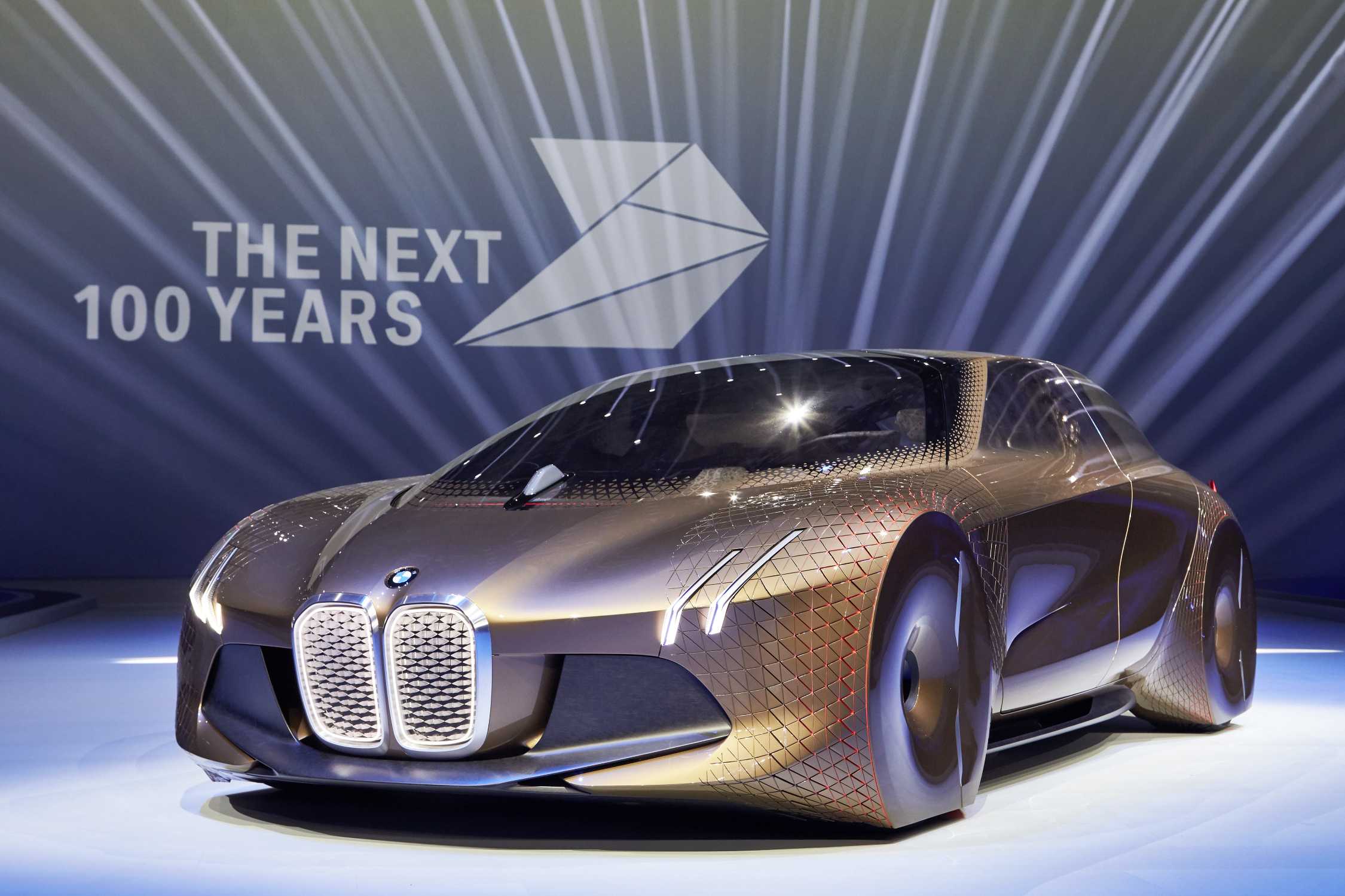 ادعای BMW مبنی برطی مسافت700 کیلومتری خودروی جدیدiNext تنها با یک بار شارژ! ادعای BMW مبنی برطی مسافت700 کیلومتری خودروی جدیدiNext تنها با یک بار شارژ!
