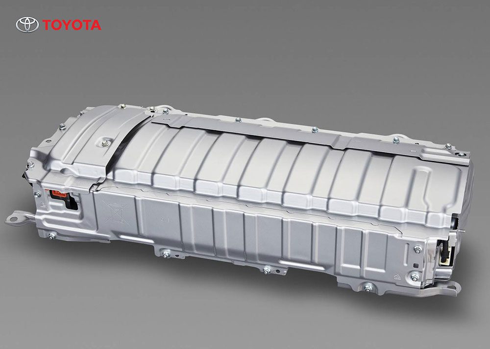 تویوتا آئوریس با پیشرانه جدید به ژنو می‌رود