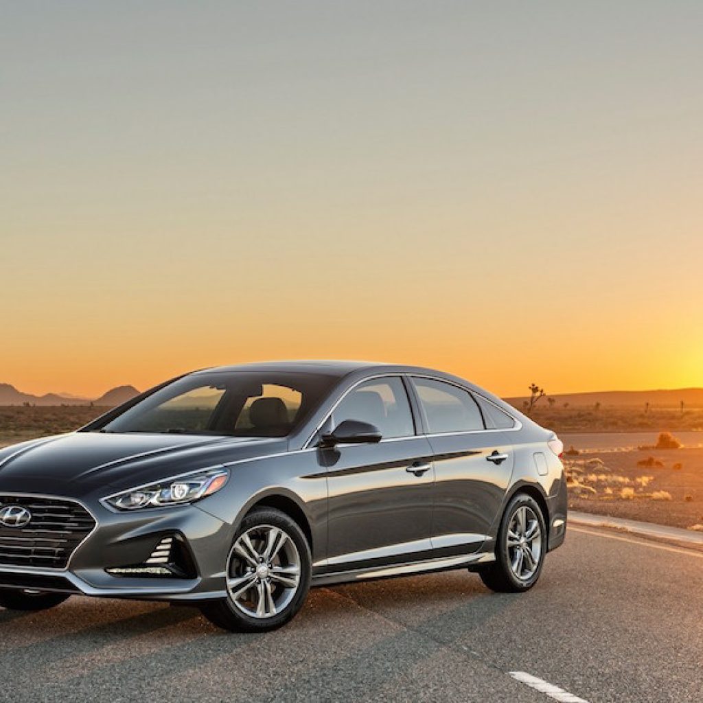 رونمایی فیس‌لیفت هیوندای سوناتا ۲۰۱۸ در نمایشگاه خودرو شیکاگو