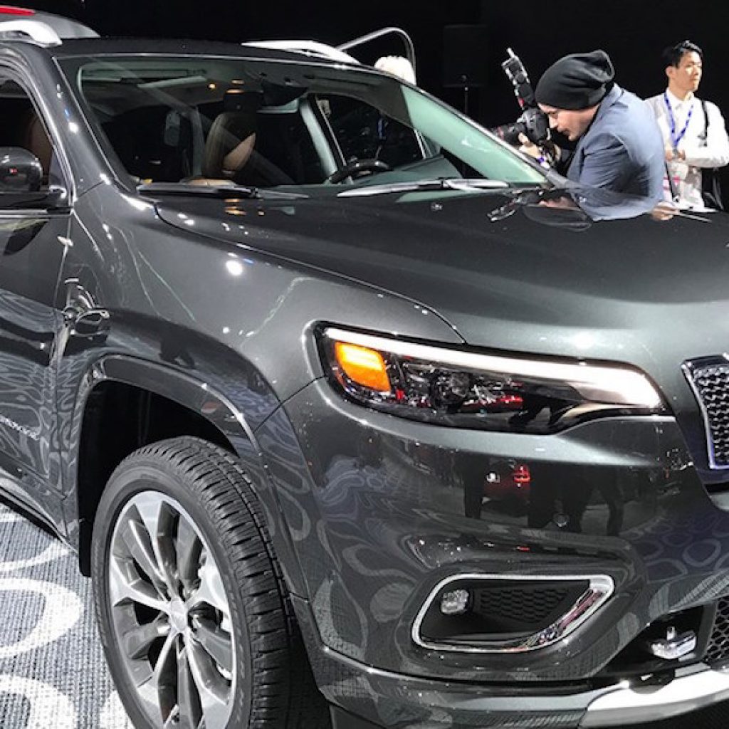 فیس‌لیفت جیپ چروکی مدل ۲۰۱۸ در نمایشگاه خودرو دیترویت رونمایی شد