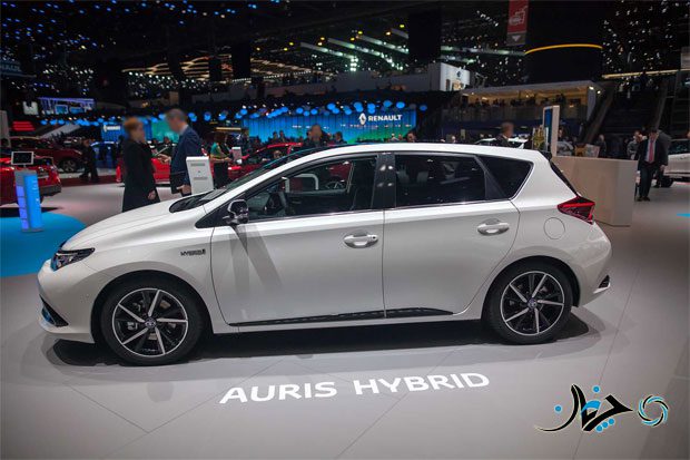 بررسی تویوتا آئوریس، هاچ‌بکی جدید و کاربردی!