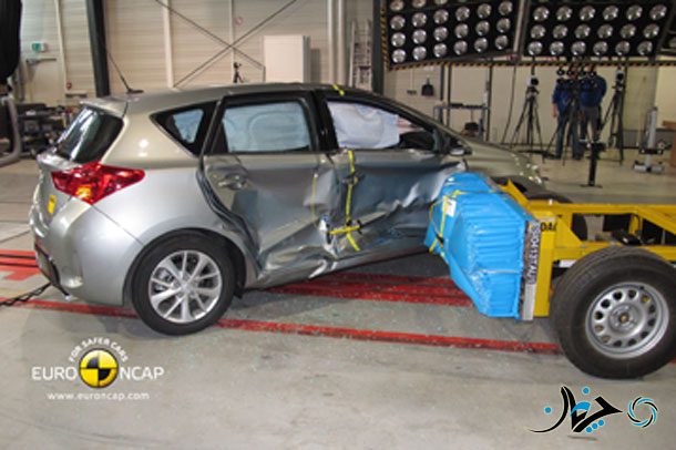 بررسی تویوتا آئوریس، هاچ‌بکی جدید و کاربردی!